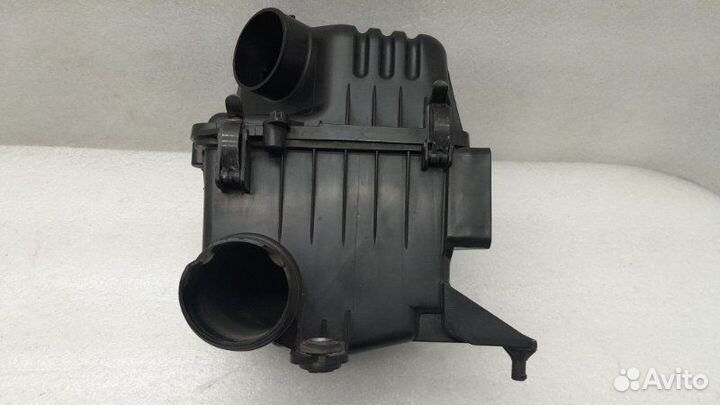 Корпус воздушного фильтра Kia Ceed ED G4FC 2011