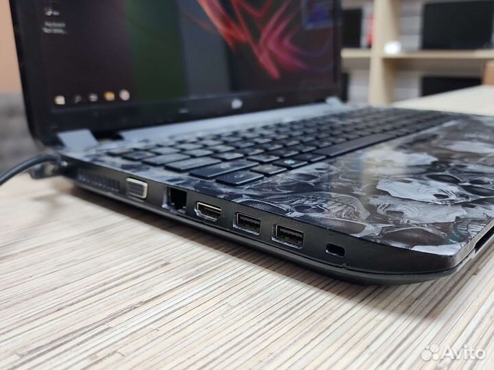 Ноутбук DNS core i5, 4Gb, SSD 128 gb