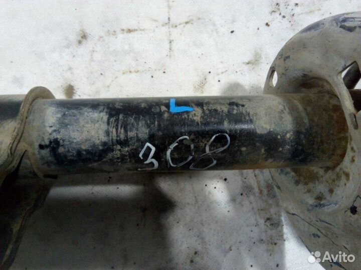 Амортизатор передний передний левый Peugeot 308 T7