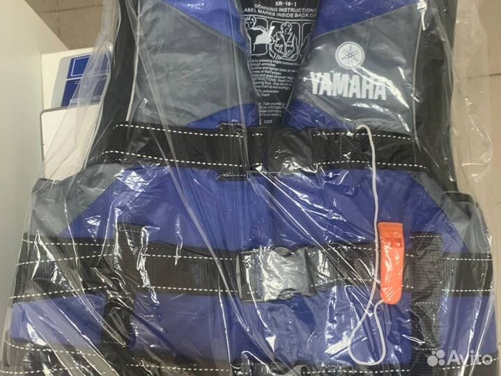 Спасательный жилет yamaha