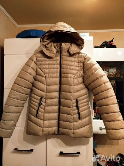 Пуховики женские