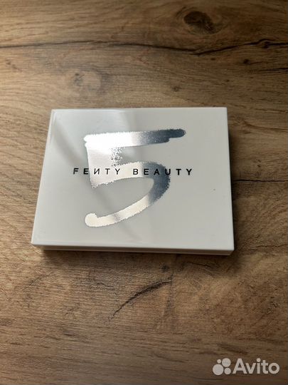 Палетка теней Fenty Beauty 5