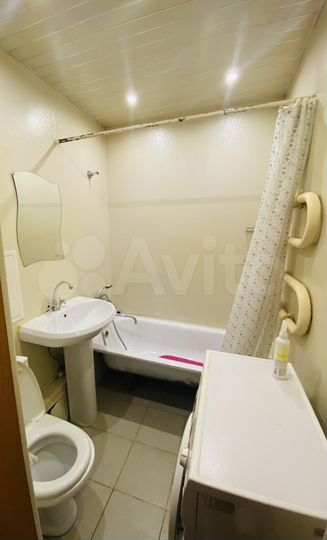 2-к. квартира, 42 м², 4/5 эт.