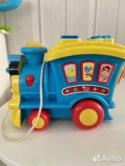 Игрушка-каталка Disney Паровозик Микки и Друзья