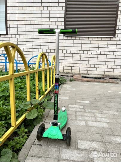 Самокат novatrack rainbow