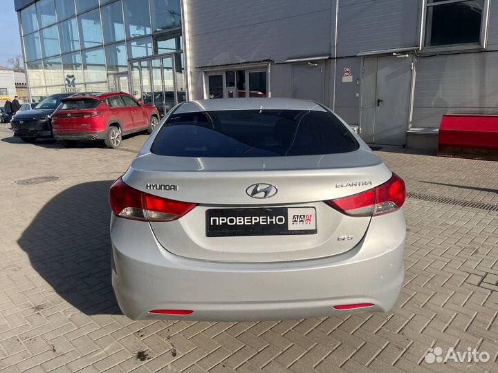 Hyundai Elantra 1.8 AT, 2013, 189 000 км