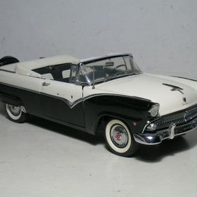 1/24 Danbury Mint 1955 Ford Fairlane Convertible