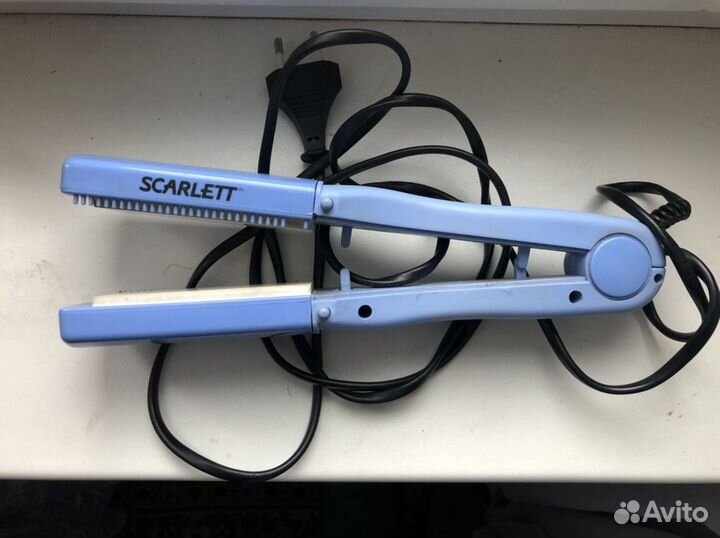 Выпрямитель для волос Scarlett