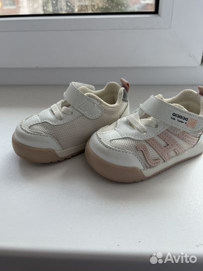 Кроссовки капитошка