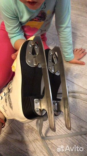 Коньки детские р.28