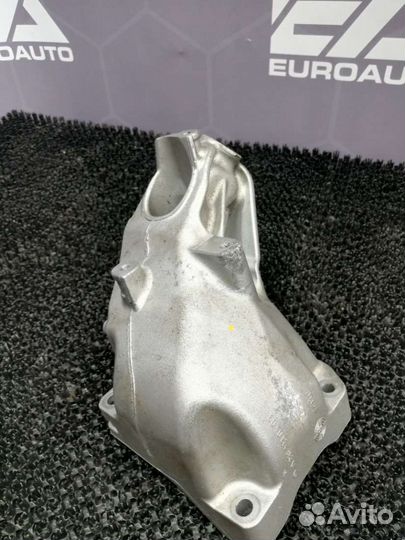 Кронштейн двигателя Mercedes-Benz GLE W167