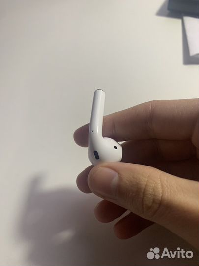 Беспроводной наушник apple air pods 2 левый