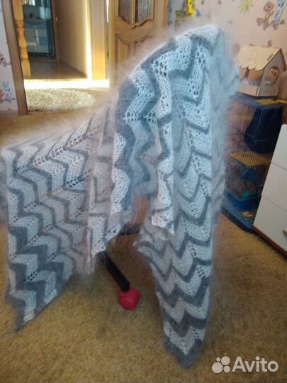 Пуховая шаль- палантин-платок