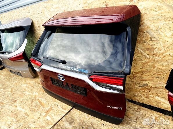 Дверь багажника Toyota RAV4 XA50