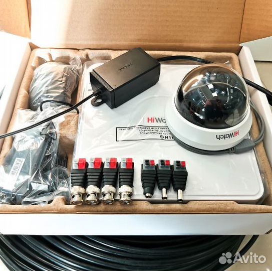 Комплект для видеонаблюдения