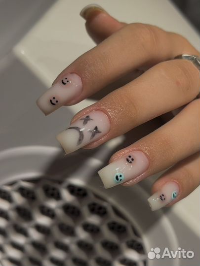 Маникюр наращивание ногтей