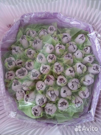 Большой букет из тюльпанов