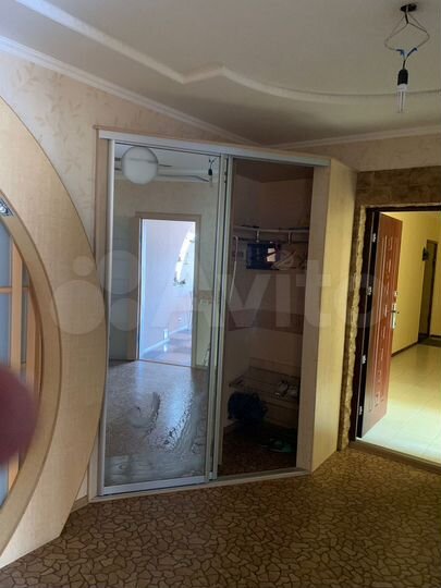 4-к. квартира, 200 м², 6/11 эт.