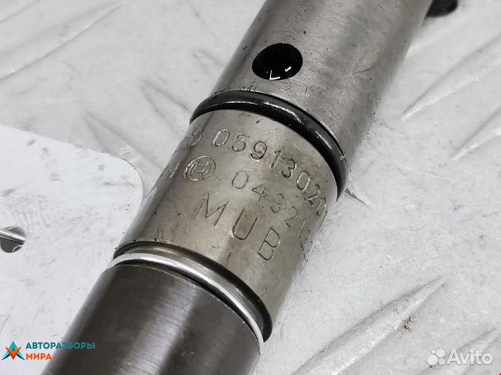 Форсунка Volkswagen Passat B5 2000 059130201A