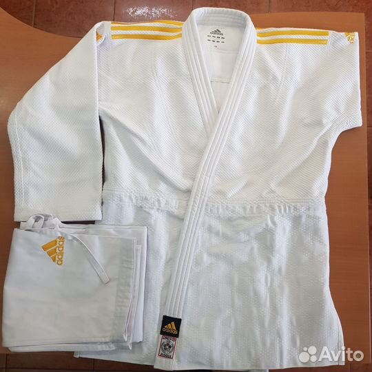 Кимоно для дзюдо adidas