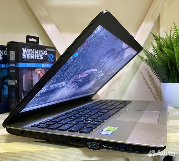 Asus /i5-6198DU/920MX/8gb/SSD