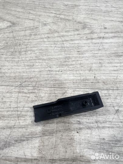 Накладка декоративная Audi A8