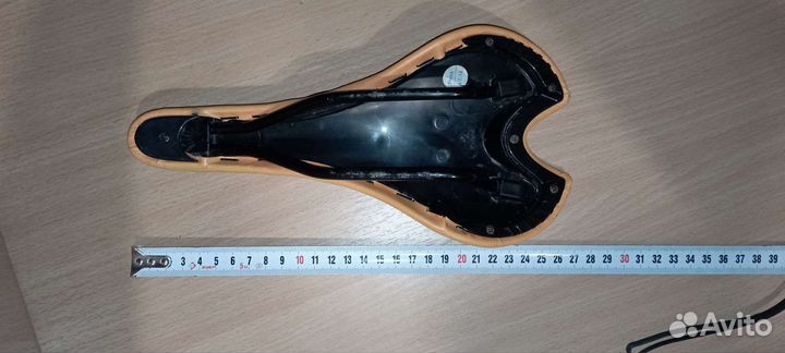 Седло для велосипеда жёлтое