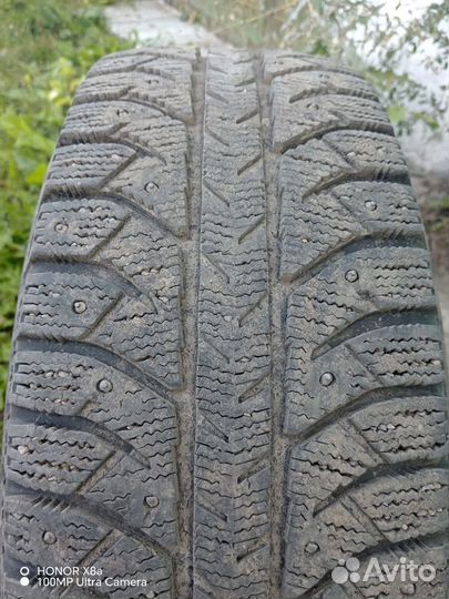 Bridgestone Ice Cruiser 7000 20.5/65 R15