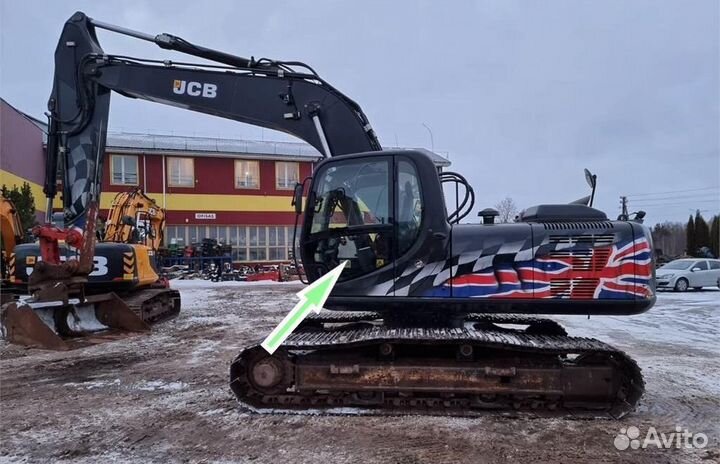 Стекло дверное левое нижнее JCB JS 200