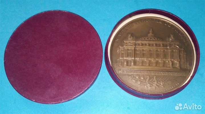 Настольная медаль Большой театр вмф СССР много