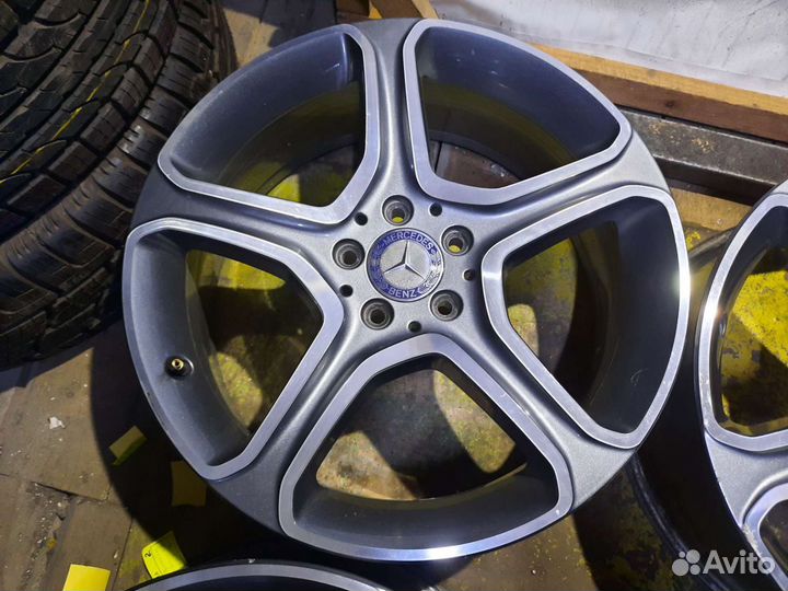 Комплект литых дисков R19 Mercedes