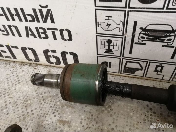 Полуось передняя для Mitsubishi Pajero / Montero 2