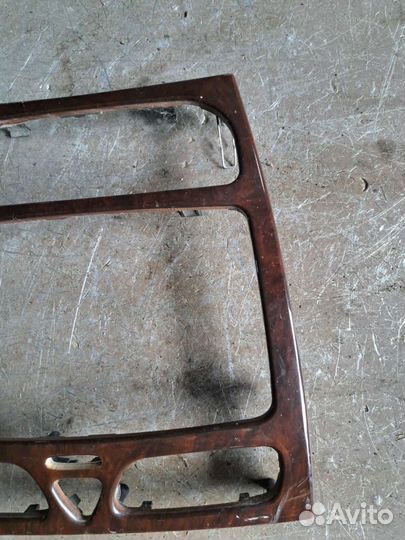 Центральная консоль Mercedes W203