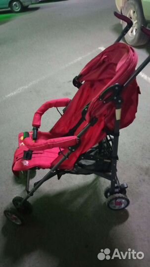 Прогулочная коляска