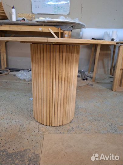 Стол раздвижной обеденный деревянный