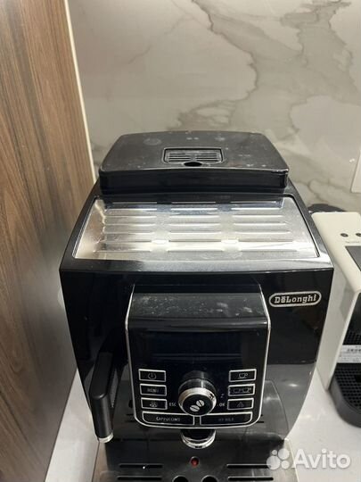 Кофемашина delonghi ecam 25.452 B (пр-во Италия)