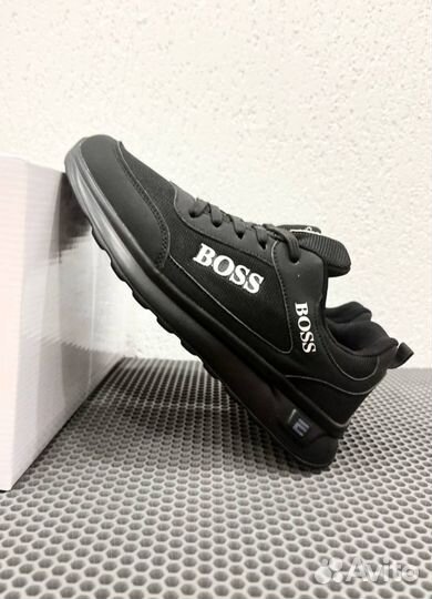 Кроссовки Boss модные