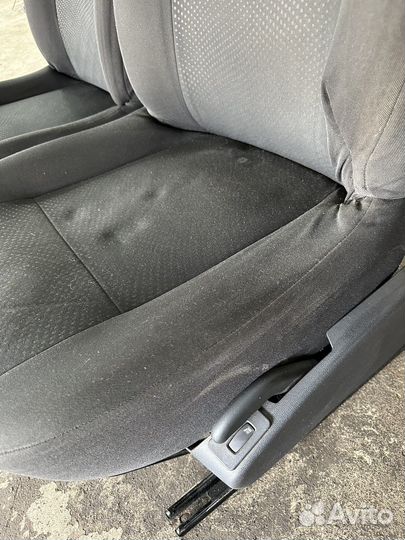 Сиденья на LADA largus