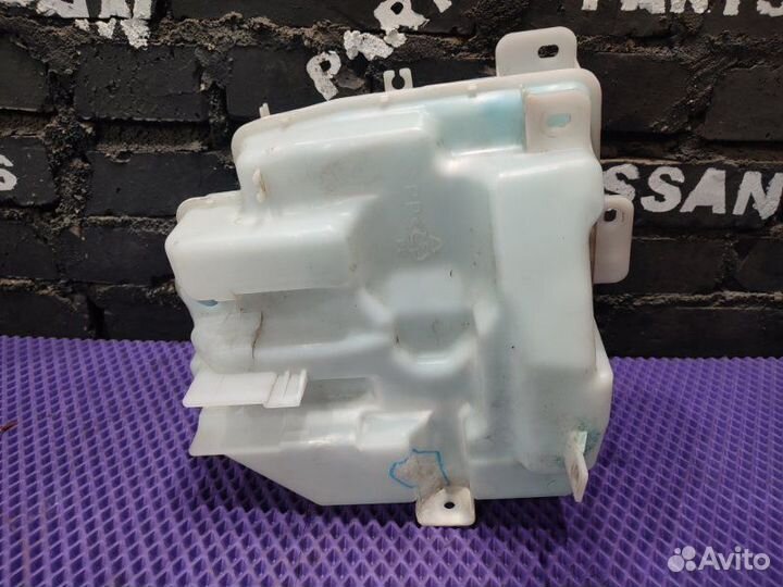 Бачок омывателя Mitsubishi Outlander GG2W-0100934