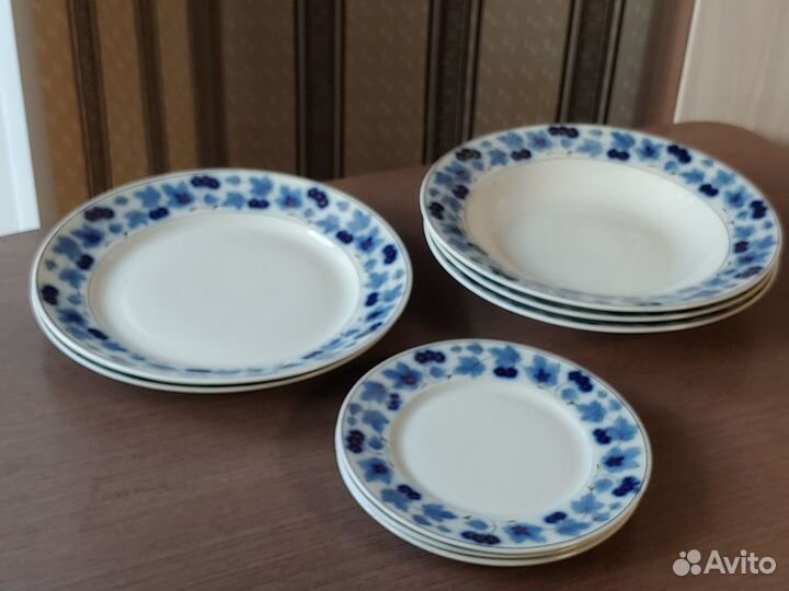 Тарелка фарфорового завода 