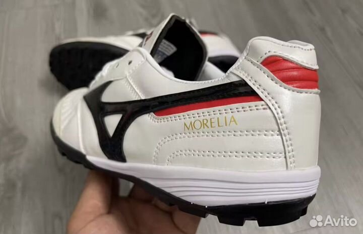 Шиповки Mizuno Morelia Classic