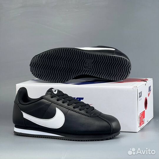 Кроссовки Nike Cortez черные и белые