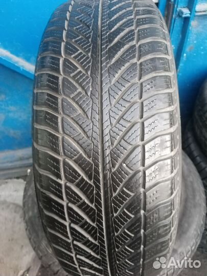 Goodyear UltraGrip 8 Performance 205/60 R16 92H