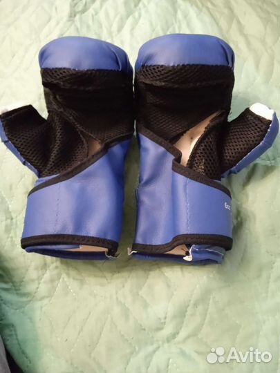 Боксерские перчатки 6 oz