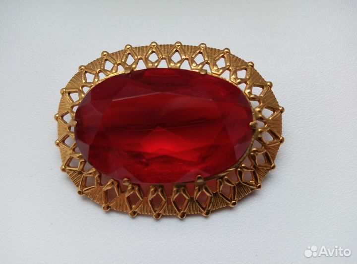 Брошь красный рубин СССР