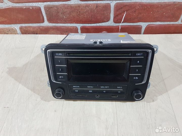 Штатная магнитола Volkswagen polo 2013