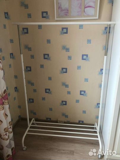 Вешалка напольная IKEA rigga Белая и Чëрная