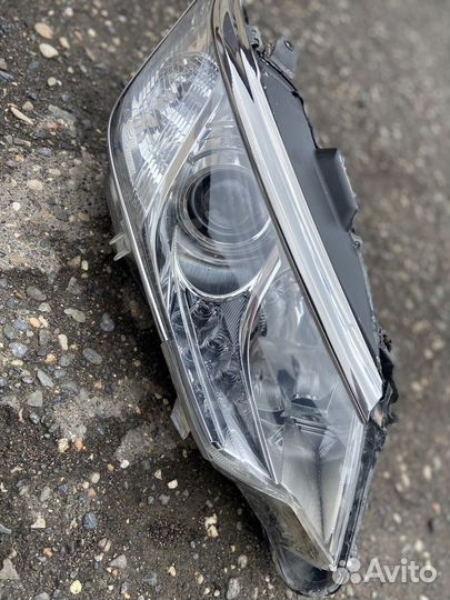 Фары на Toyota camry 55