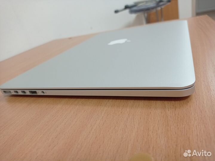 Macbook pro 15 retina 2015