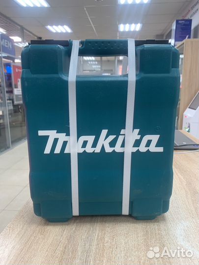 Шуруповерт makita df488d